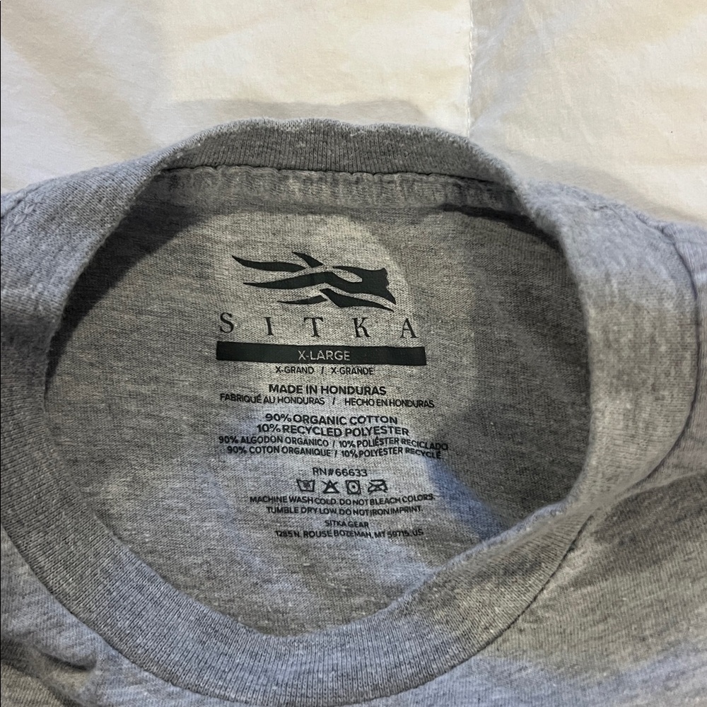 Mens SITKA shirt
Color: Grey
Size: XL - Picture 2 of 3